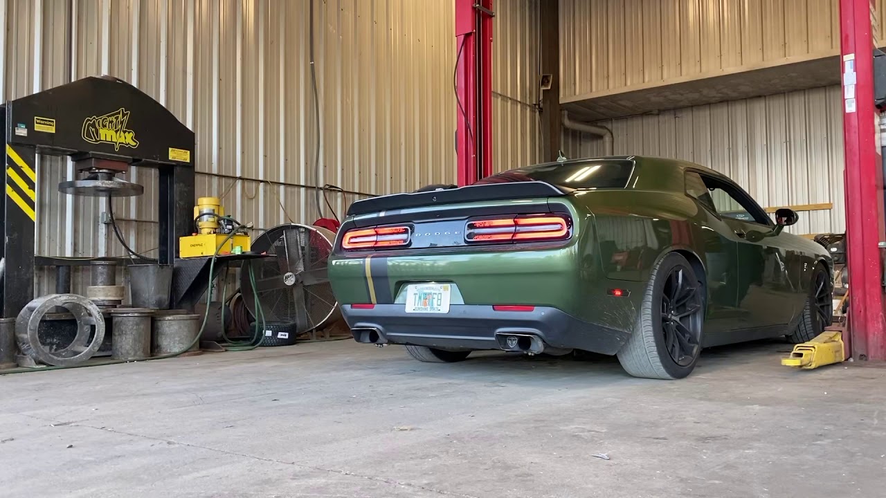 2019 Challenger Scat Pack exhaust BBK LT Headers/Thermal R&D YouTube
