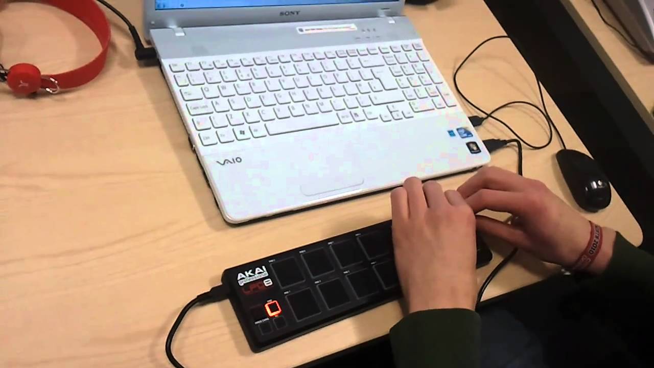 Phil Morton Max5 AkaiLPD8 Perf Tech Patch