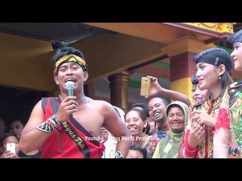 Yossika, Ketika Bertemu Ganongan Cewek