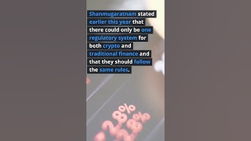 New Singapore president backs 