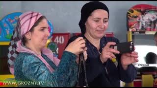 За помощью в фонд имени Ахмата-Хаджи Кадырова ежедневно обращаются десятки людей За помощью в фонд имени Ахмата-Хаджи Кадырова ежедневно обращаются десятки людей