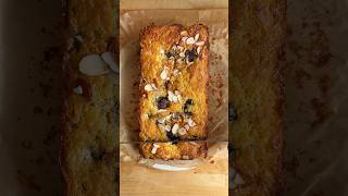 Cherry ricotta loaf cake to get through a day of work 🍒