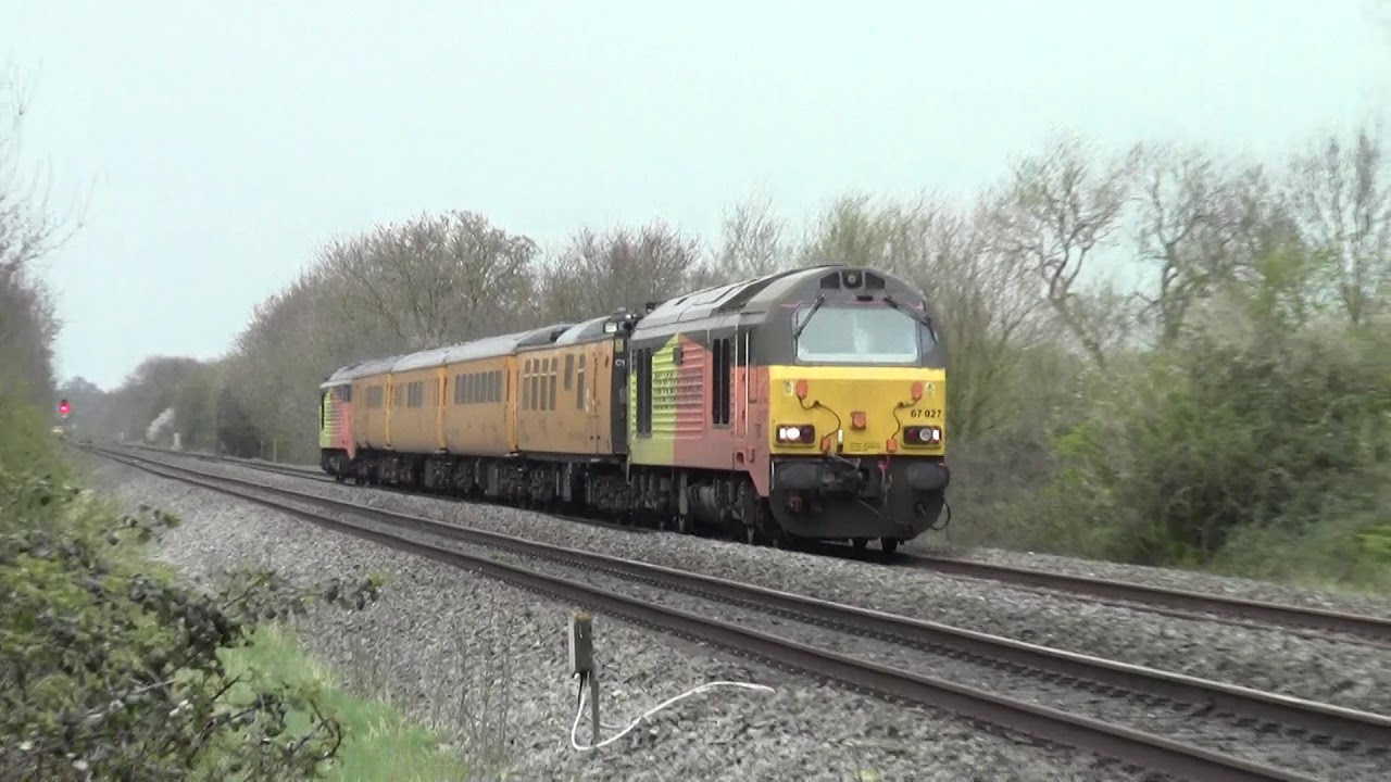 COLAS 67027,67023 ON 1Z20 IN QUEDGELEY,GLOS 050419