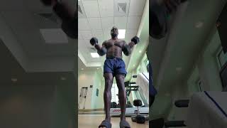 Need a few beach body ready workouts? Throw in these next back and bicep day💪🏿