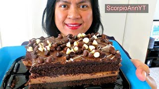 Asmr eating hershey's chocolate cake christmas dinner leftovers video