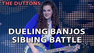 Video thumbnail of "Dueling Banjos - On Stage Battle of the Banjos  #duttontv #branson #duttonmusic"