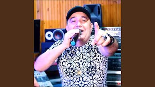 Matgololich Rak Meshour (feat. manini sahar) (Hiya 3jabha Dollar)
