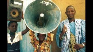 Video voorbeeld van "Afel Bocoum -  Jeeny  1999"