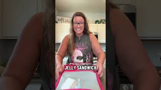Lunch box reveal!! #lunchbox #lunchboxideas #breezybaking #lunchboxreveal #catastrophejuice #breezyl