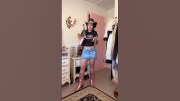 Y2K THRIFTED OUTFIT OF THE DAY #shorts #y2kfashion #style #grwm #outfitideas #fashionstyle #thrifted