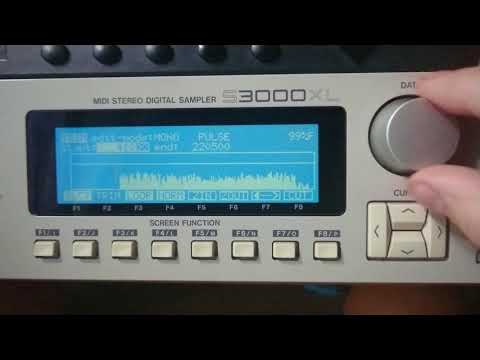 AKAI S3000XL 廃盤 希少品 Akai S3000XL MIDI Stereo Digital