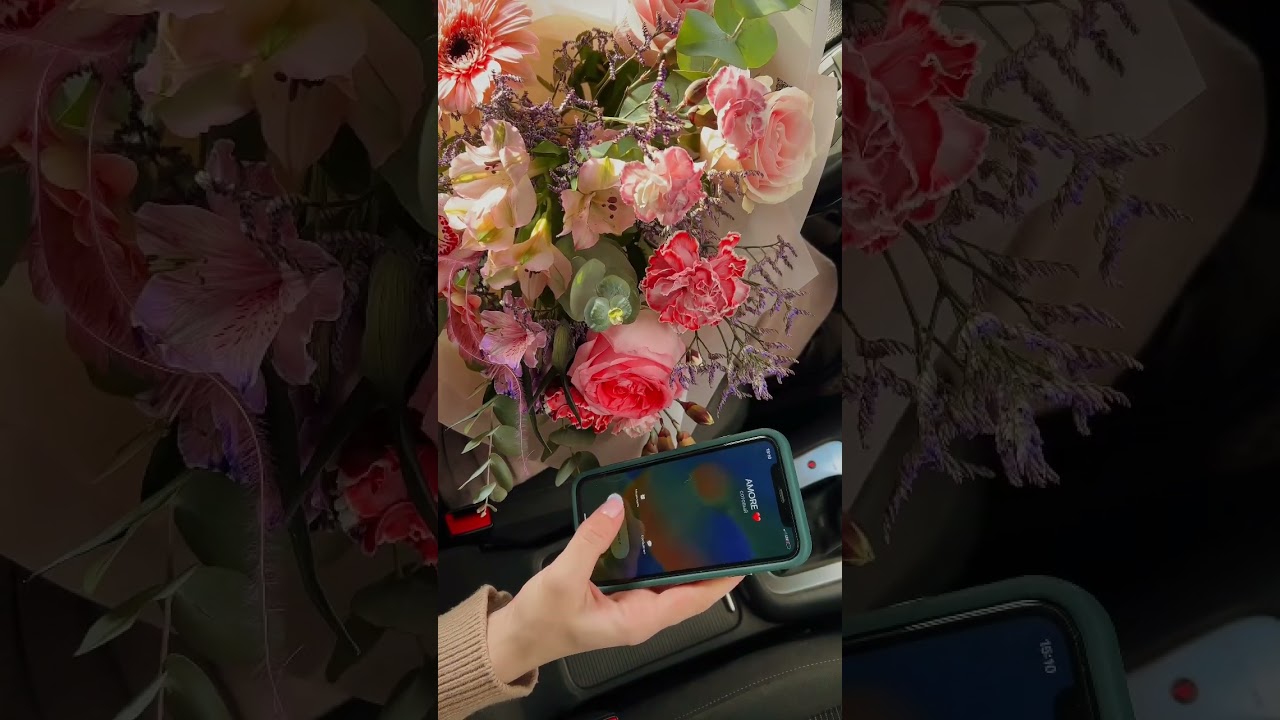 Где купить цветы? Этот букет из салона «Вербена» на 1 уровне (красный вход) ТРЦ «Серебряный город».