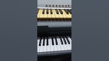 Playing Chords In Your Left Hand #onlinepianotutor #onlinepianotutorials