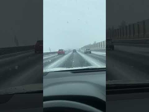 Video Autostrada adriatica A14 tra Bologna e Ancona sotto una nevicata meravigliosa ??? #neve