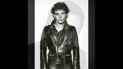 Adam and the Ants / Perry Como - "Catch a Falling Star"