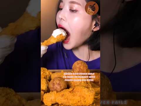 MUKBANG SATISFYING BIG BITES Korean Chicken
