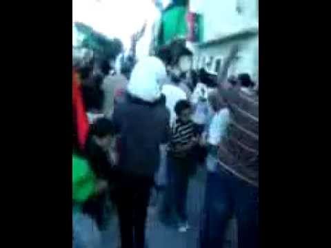 طريق السور تحتفل بقتل الق