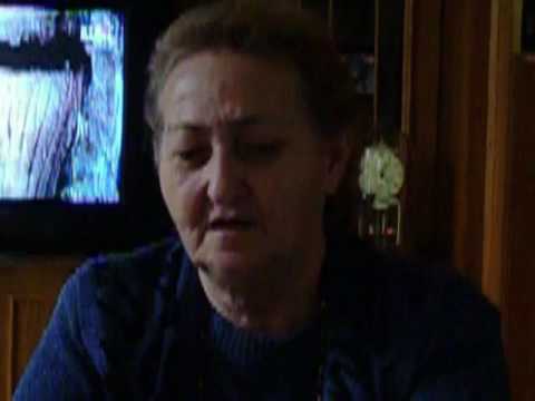 დედა და დეიდა,ძველ ამბებს იხსენებენ