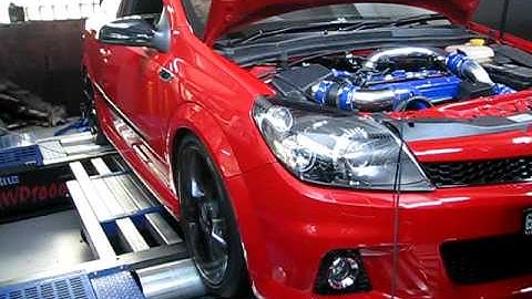 ASTRA VXR TURBO ON DYNO AFTER MODS 180KW !!!!