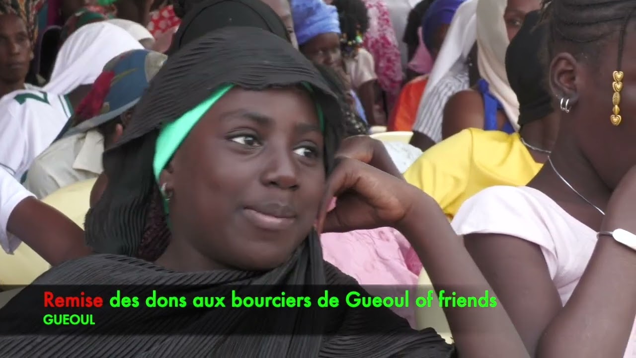 Remise de don. aux boursiers de Gueoul of friends ......