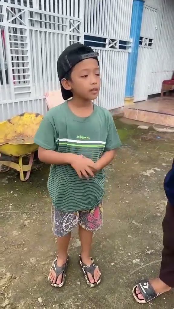 Vidio kocak dan gokil @nyaikembang1nyaikembang1 /pengen sepeda baru ?