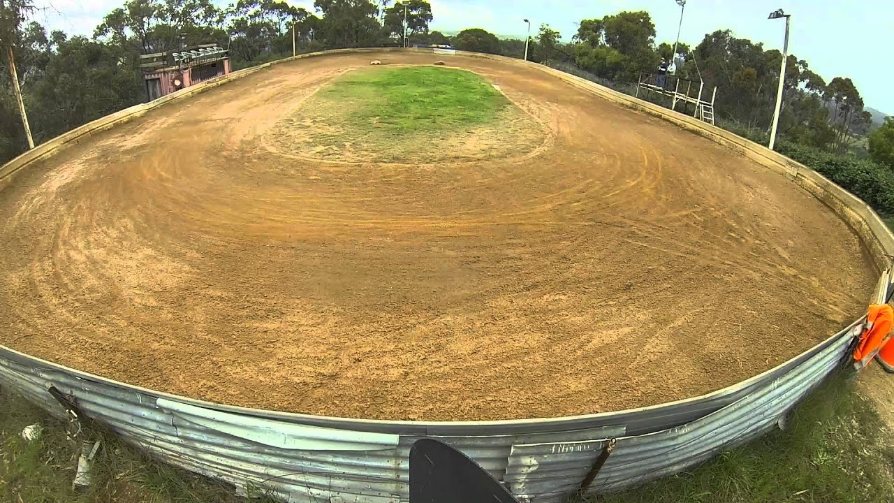 5th scale Modified Dirt Oval Racing - YouTube