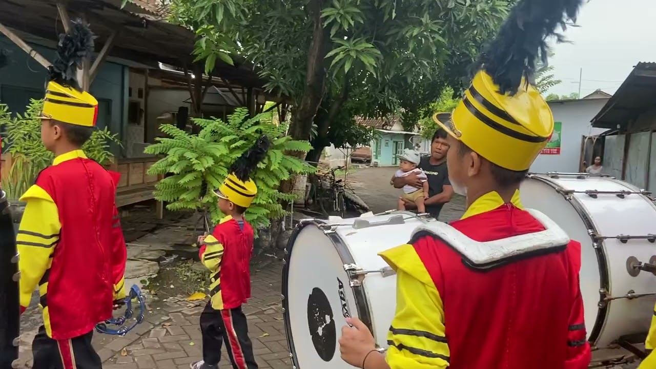 KIRAB!! DRUMBAND NEW PUTRA AL MADRAWI PETAHUNAN PASURUAN