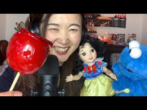 SUB【ASMR】【Eating Sounds】りんご飴、白雪姫と食べる音?? Eat with candy apple Snow White