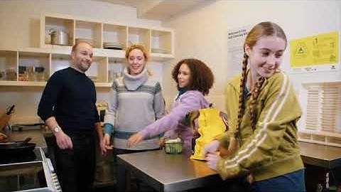 Go Getter 2 Unit 7.2 Elena didn