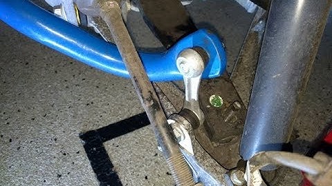 Corvette c5 c6 replace sway bar stock links with adjustable links by froggy