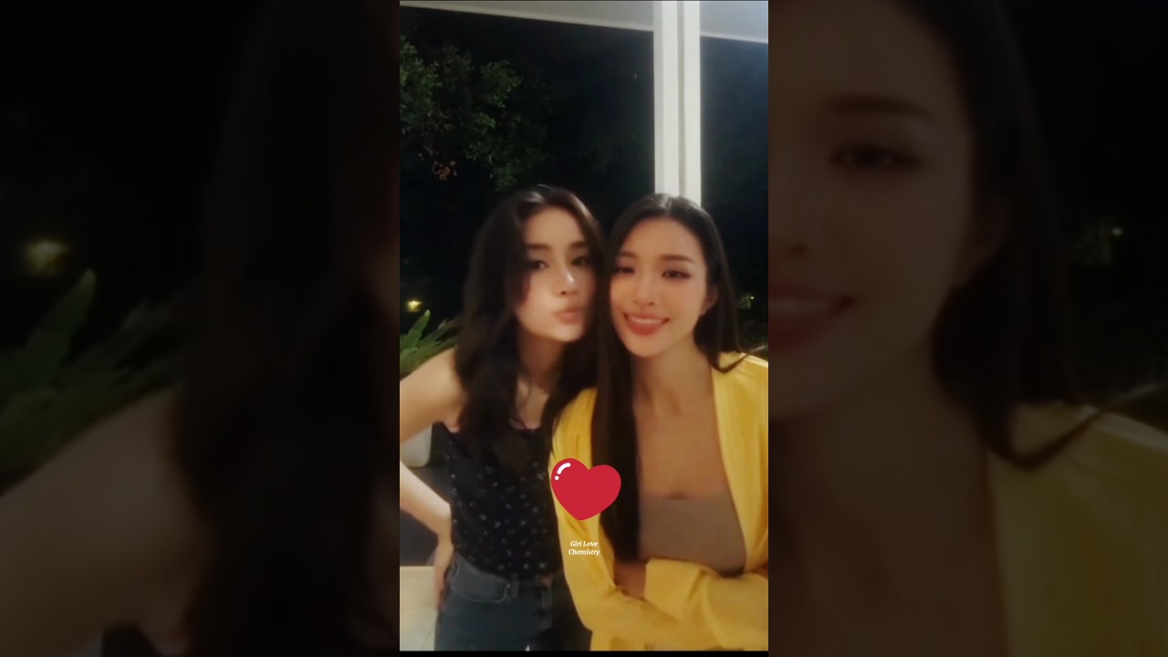 Stuck with Ginny and Jayna 🤭 