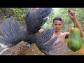 Amazing Cooking Wild Chicken with Papaya Soup Recipe on River