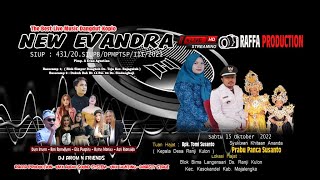 Karembong Kayas /  Asti Rionaldi