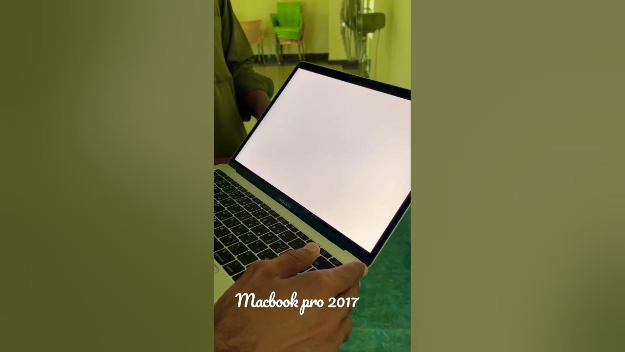 Macbook pro 2017 beast | Still exist
