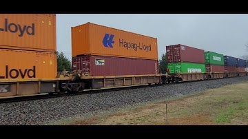 NS 265 Intermodal Taylors, SC w/BNSF lash up