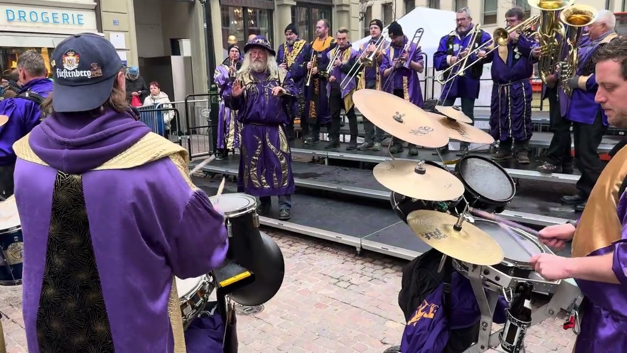 Guggemusik Kaputte 13 - Guggenchilbi 18.11.2023 Schaffhausen 5/9