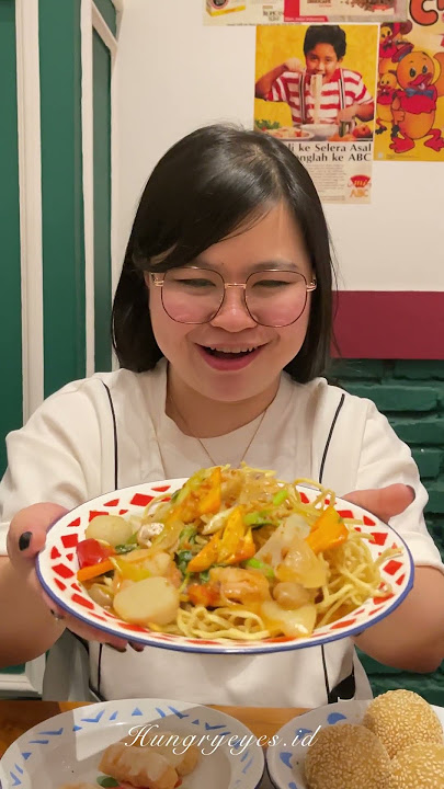 📍 Njonja Kopitiam & Dimsum, Jl. A. Manaf Lubis / Jl. Danau Singkarak - Medan