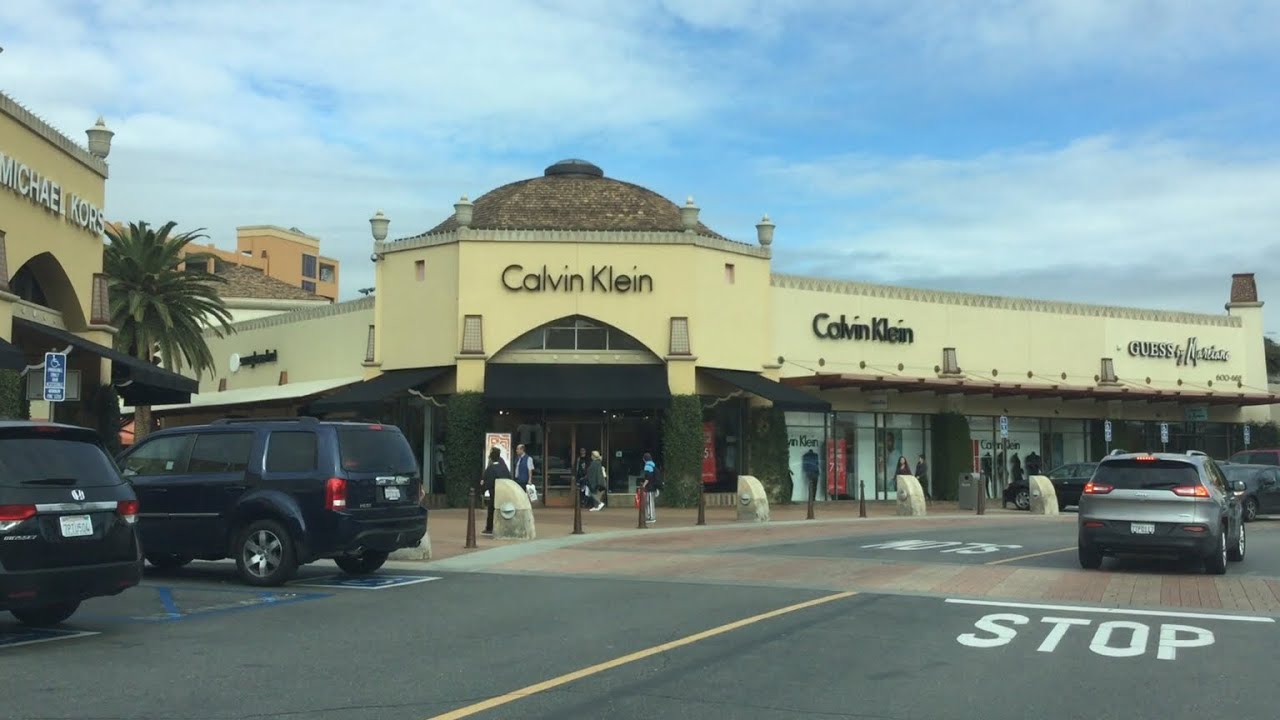 premium-outlets-near-los-angeles-paul-smith