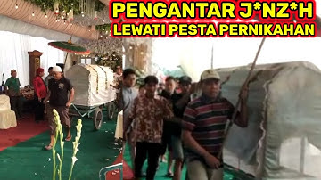 HEBOH, KERANDA LEWAT DI DALAM TEROP