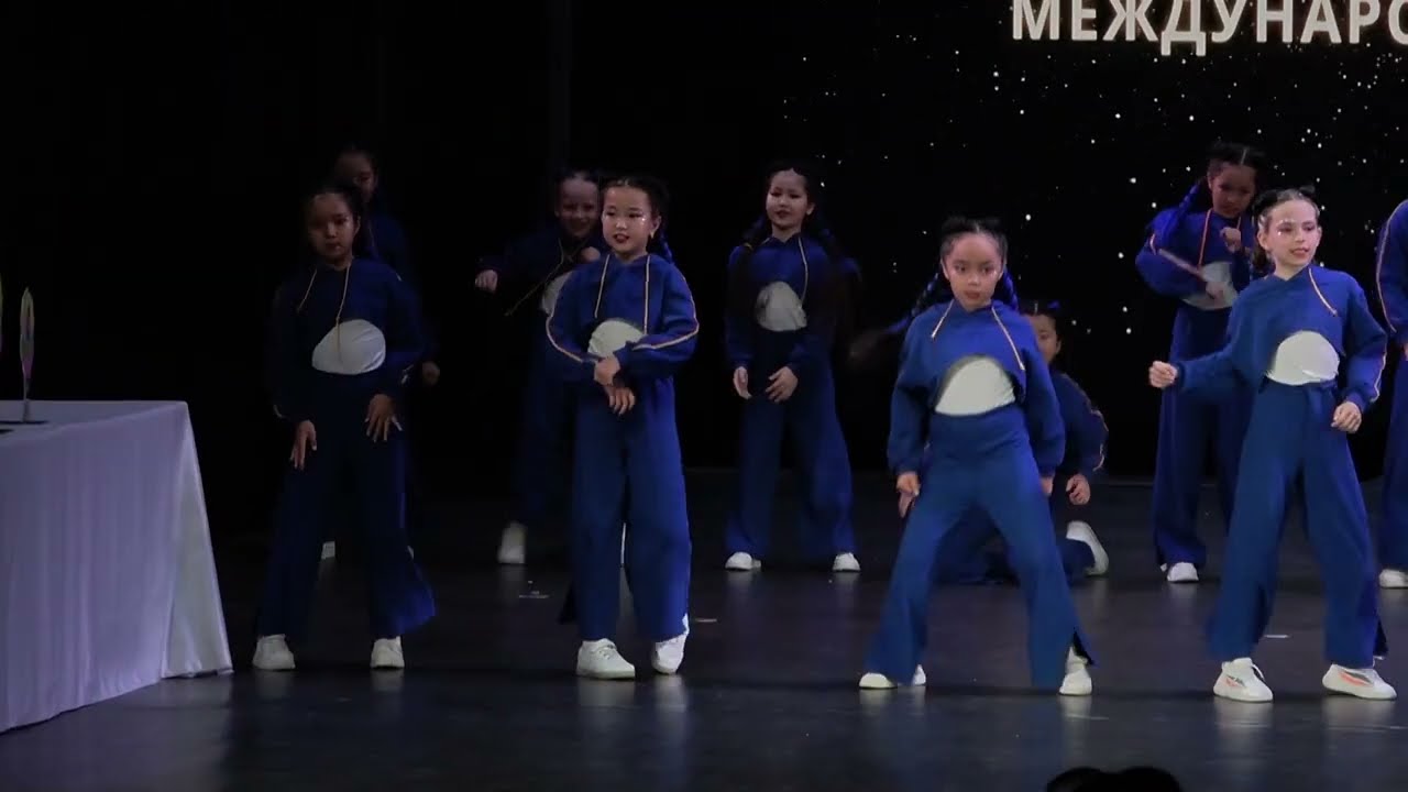 "Современный танец" Танцевальная студия Art move Танцевальный коллектив Овация г Астана