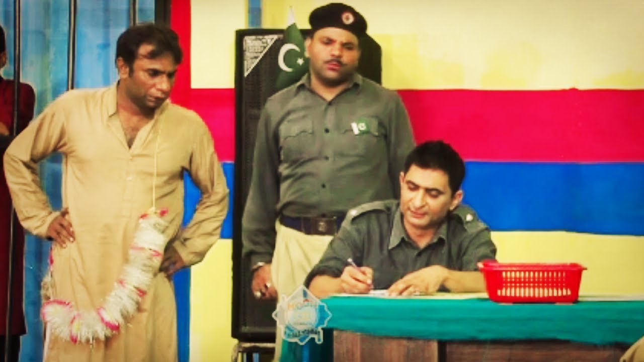 Amjad Rana With Azeem Vicky New Stage Drama Comedy Clip 2020 - YouTube
