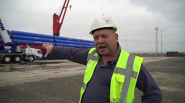 Pipe offloading at the docks