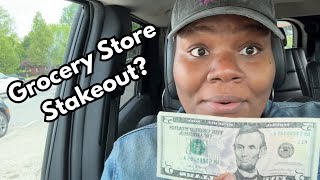 $5 Dinner for 4 People?! Is it Possible?! Grocery Store Stakeout Edition🕵️‍♀️