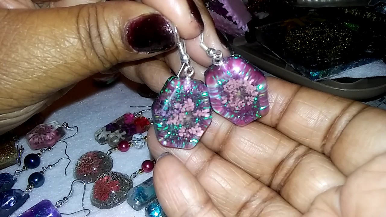 Resin jewelry tutorial - YouTube