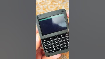 This little #cyberdeck is a fork of the #beepy (or #beepberry) by SQFMI.