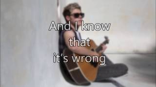 Niall Horan - This Town (Lyrics Video)