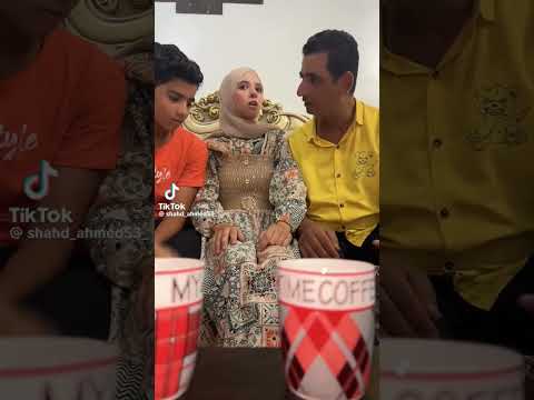 ونا بحاول اعمل نفسي فاهمه 