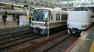 残り少ないJR京都線･神戸線で走る221系6両編成2本の大阪駅発車シーン!