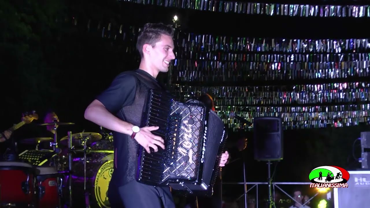 FRANCO BAGUTTI VALZER GIRAMONDO  FISARMONICA #italianissima #veryitaliantv #italianissimatv