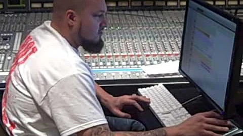 LIGHT LOW PT. 2  THE MAKING OF.....  2 PISTOLS & YOUNG JOE WITH COOL & DRE